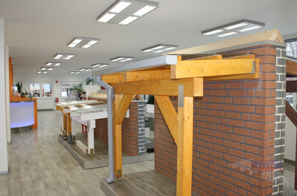 Unsere Ausstellungsräume: Hier können Sie sich von der Qualität unserer Terrassendächer überzeugen.
