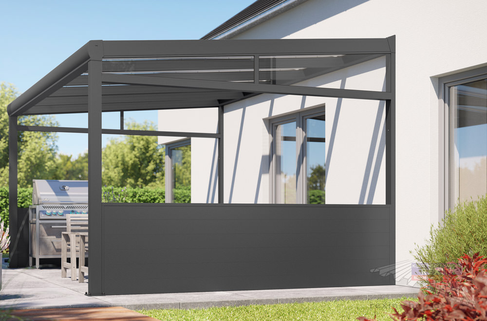 Seitenwand REXOcover in der Farbe Anthrazit – eine gemütliche Terrasse im Veranda-Stil mit Seitenwänden.