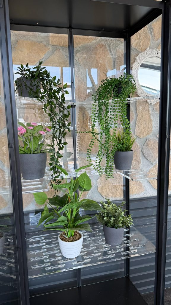 Mehrere Ebenen für Ihre  Pflanzen.